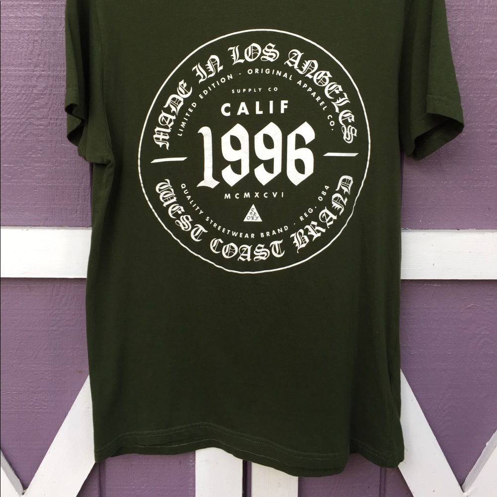 Soft tee - Picture 2 of 3